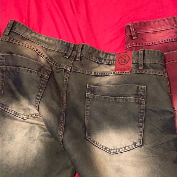 Two pairs of switch jeans - Picture 8 of 8